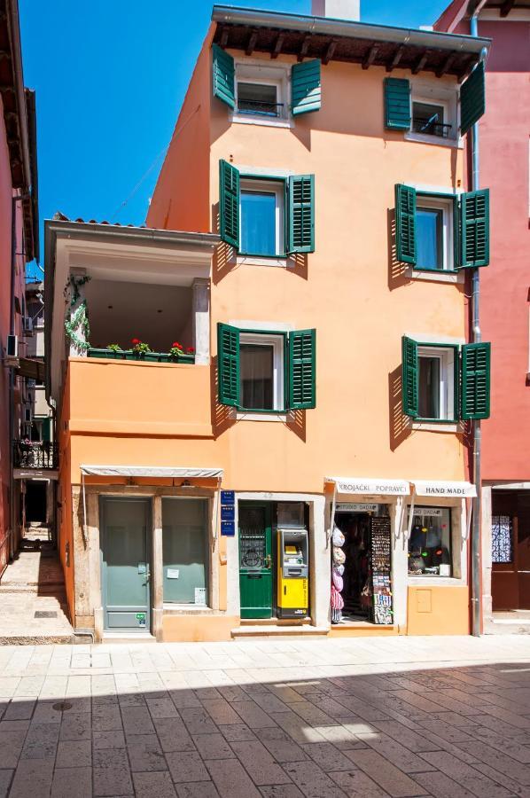 Apartments Carera 42 ロヴィニ エクステリア 写真