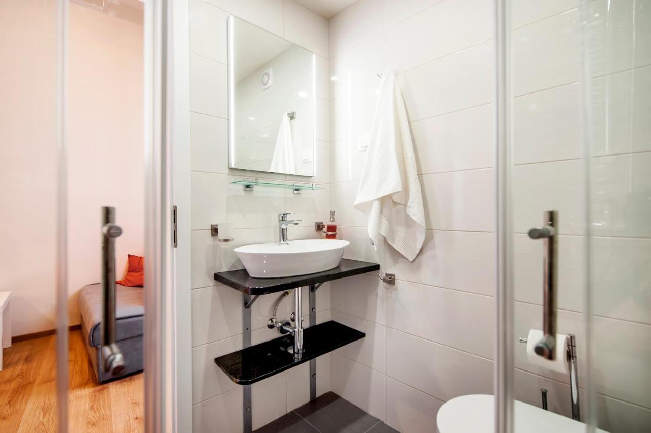 Apartments Carera 42 ロヴィニ エクステリア 写真