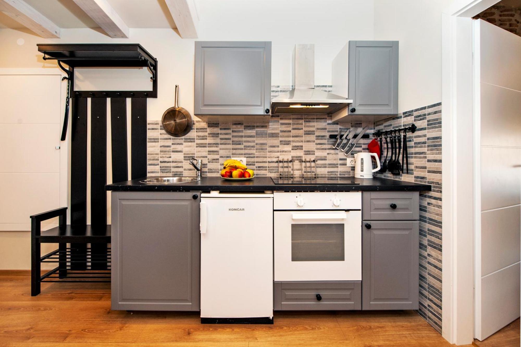 Apartments Carera 42 ロヴィニ 部屋 写真